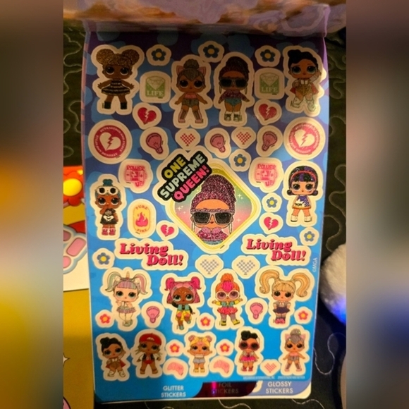 LOL Surprise Bundle. Stickers, lip gloss, slap bracelets, folders, coin purse - Picture 5 of 10